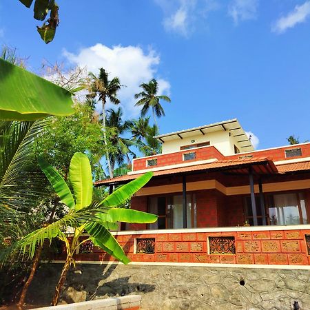 The Ixora - A Boutique Homestay Varkala Bagian luar foto