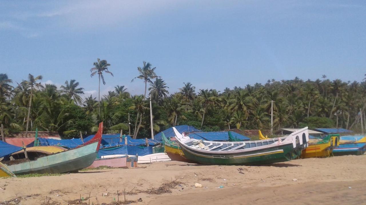The Ixora - A Boutique Homestay Varkala Bagian luar foto