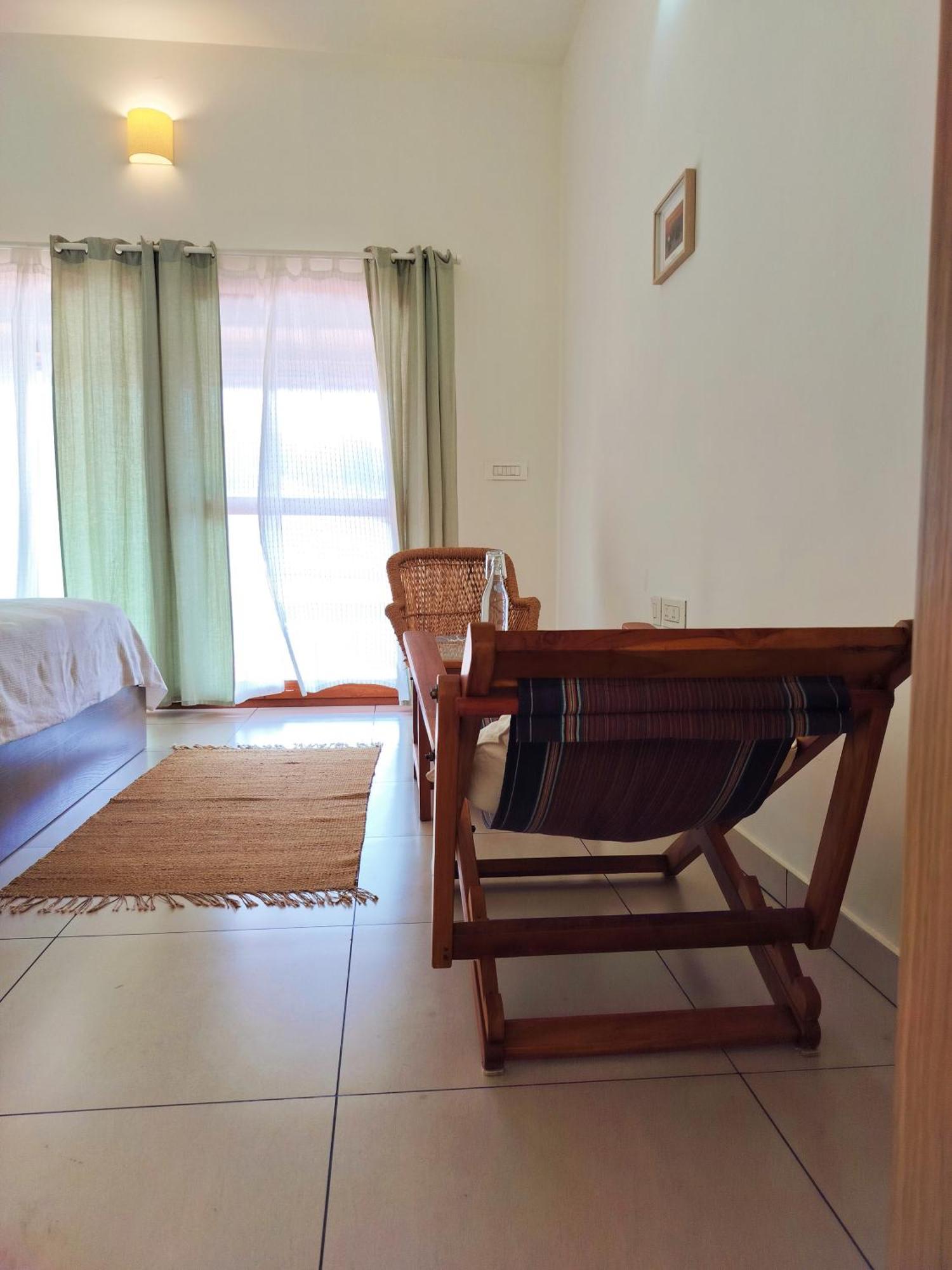 The Ixora - A Boutique Homestay Varkala Bagian luar foto
