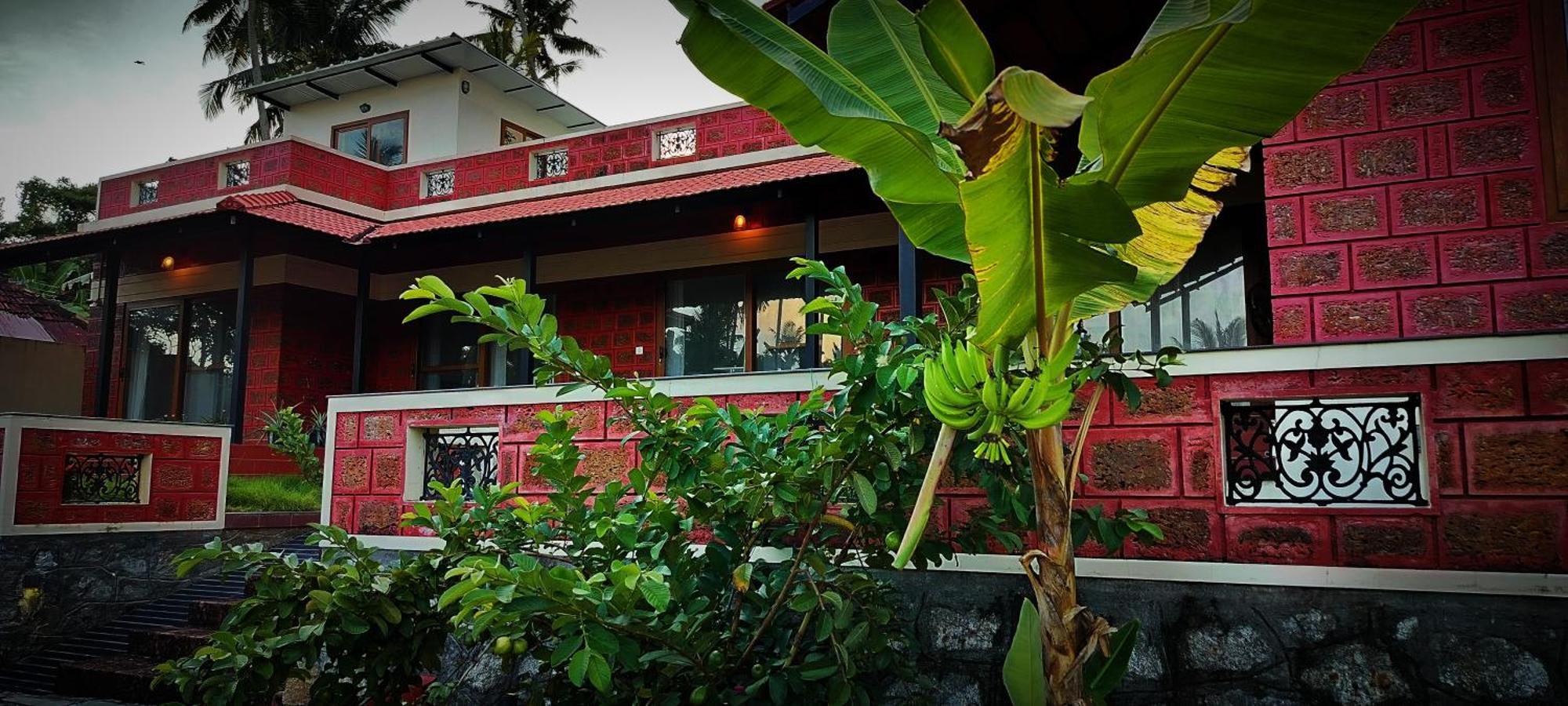 The Ixora - A Boutique Homestay Varkala Bagian luar foto